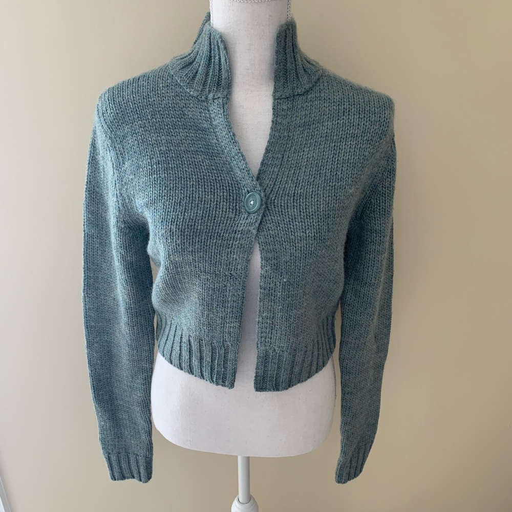 Women’s American Eagle Sweater